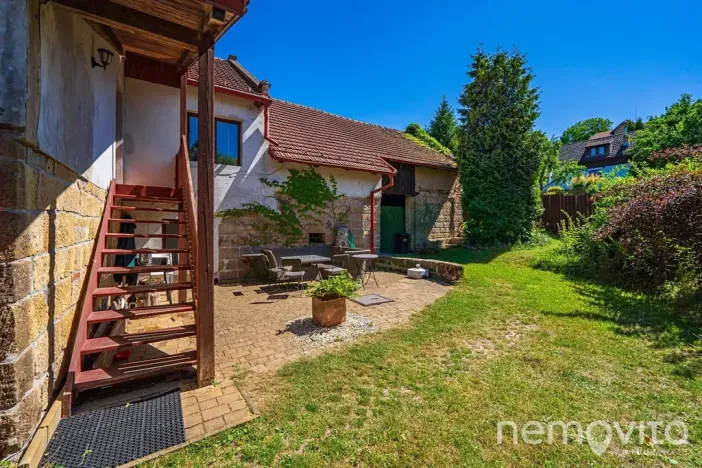 Prodej vícegeneračního domu, Lobeč, 340 m2