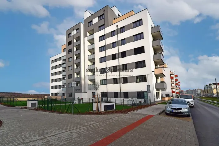 Pronájem bytu 2+kk, Praha - Hlubočepy, Fabiánové, 48 m2