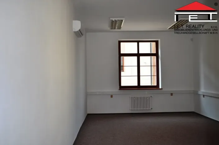 Pronájem kanceláře, Ostrava, Nivnická, 159 m2