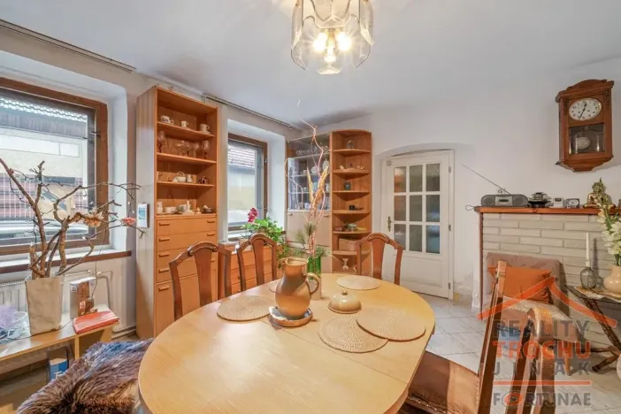 Prodej rodinného domu, Železnice, Palackého, 146 m2