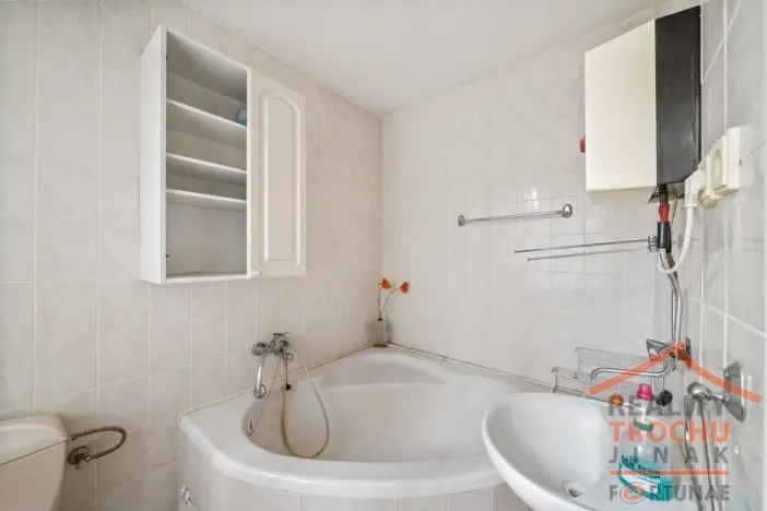 Prodej rodinného domu, Železnice, Palackého, 146 m2