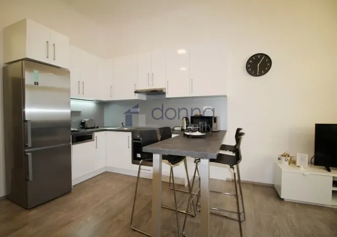 Pronájem bytu 2+kk, Praha, Lucemburská, 54 m2