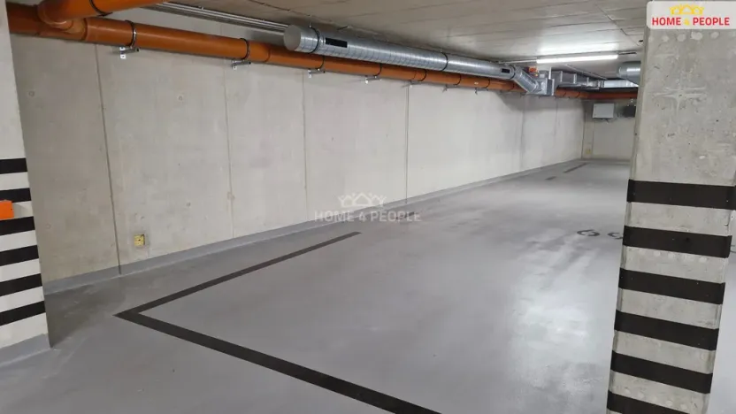 Pronájem garáže, Brno - Zábrdovice, Bratislavská, 21 m2