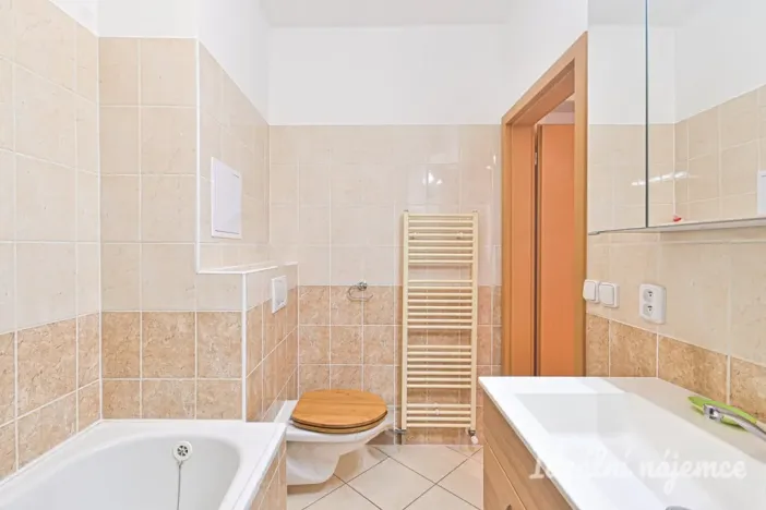 Pronájem bytu 2+kk, Lipůvka, 56 m2