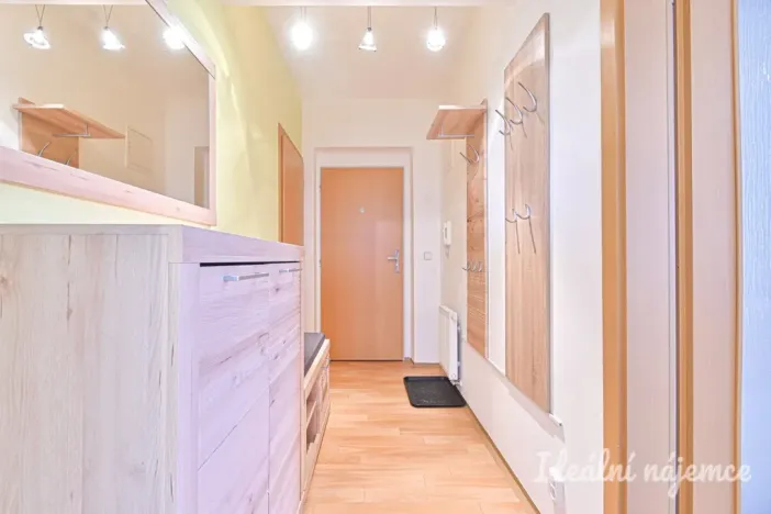 Pronájem bytu 2+kk, Lipůvka, 56 m2