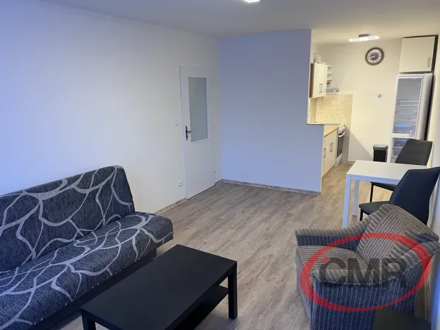 Pronájem bytu 2+kk, Praha, Boloňská, 43 m2