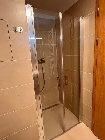 Pronájem bytu 1+kk, Praha - Hloubětín, Poděbradská, 32 m2