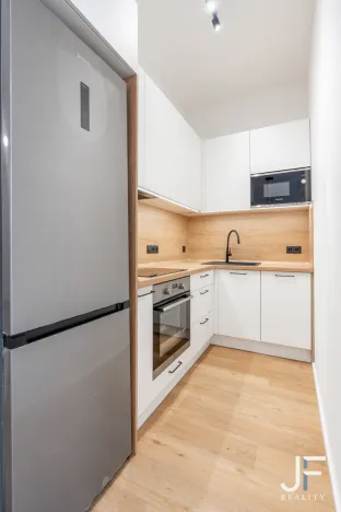 Pronájem bytu 2+kk, Praha - Žižkov, Malešická, 51 m2