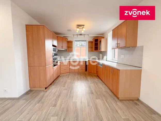 Pronájem bytu 4+kk, Zlín, Nad Ovčírnou III, 81 m2