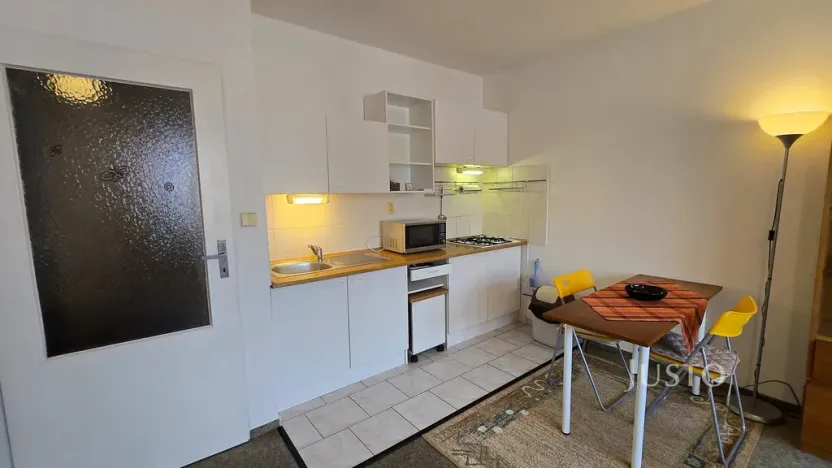 Pronájem bytu 1+kk, Písek, Harantova, 28 m2