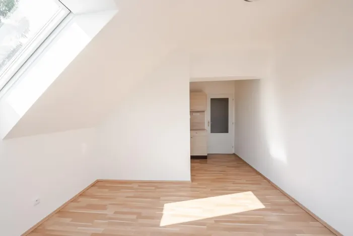 Pronájem bytu 1+1, Praha - Kobylisy, Pod Kynclovkou, 31 m2