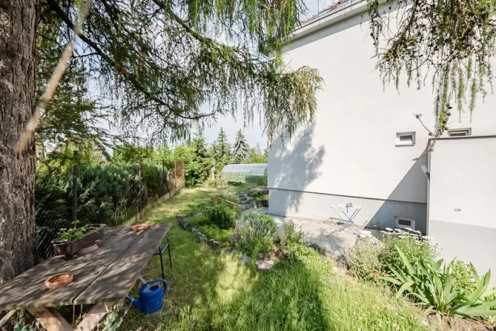 Pronájem bytu 1+1, Praha - Kobylisy, Pod Kynclovkou, 31 m2