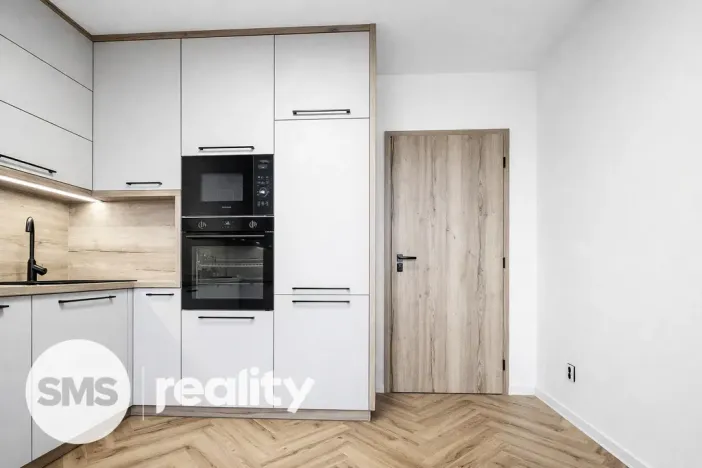 Prodej bytu 3+1, Ostrava - Moravská Ostrava, Gen. Píky, 76 m2