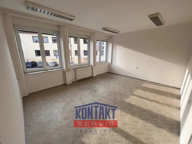 Pronájem kanceláře, České Budějovice - České Budějovice 7, 22 m2