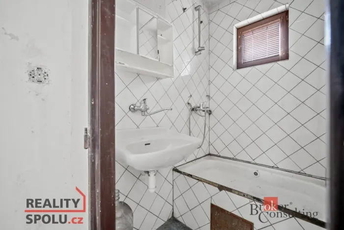 Prodej rodinného domu, Lesná, 188 m2