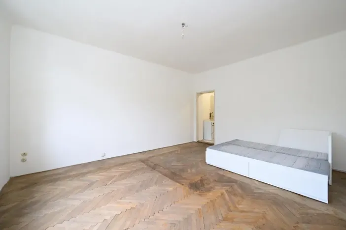 Pronájem bytu 1+kk, Praha - Vršovice, Ruská, 32 m2