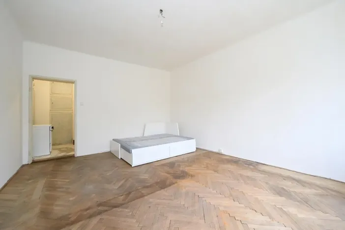 Pronájem bytu 1+kk, Praha - Vršovice, Ruská, 32 m2