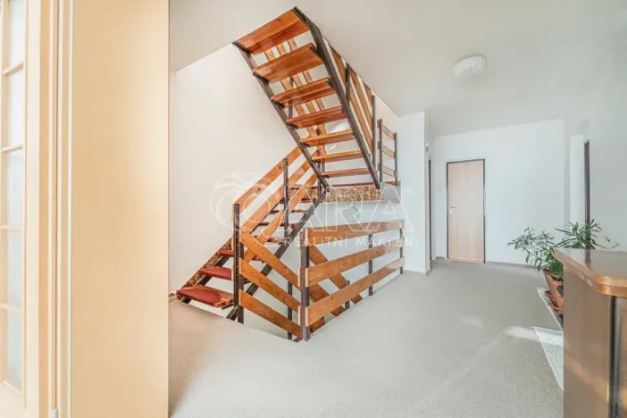 Prodej rodinného domu, Roztoky, Lidická, 220 m2