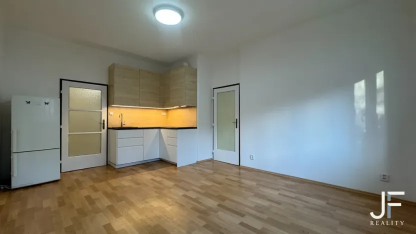 Pronájem bytu 2+kk, Praha - Nusle, Děkanská vinice I, 43 m2