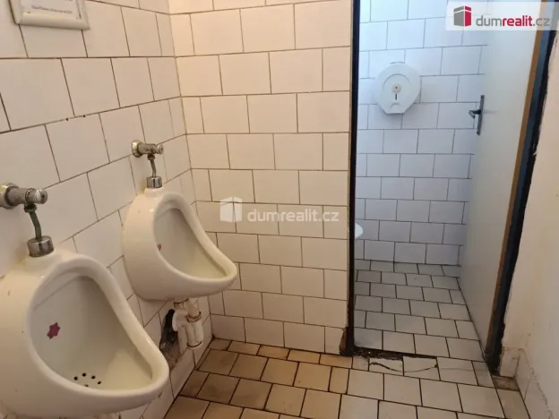 Pronájem obchodního prostoru, Praha - Libeň, Davídkova, 92 m2