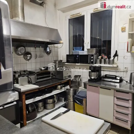 Pronájem obchodního prostoru, Praha - Libeň, Davídkova, 92 m2