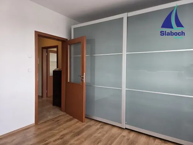 Pronájem bytu 2+kk, Jesenice, V Roháči I., 50 m2