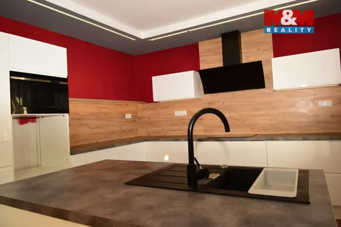 Prodej rodinného domu, Kozlovice - Měrkovice, 260 m2