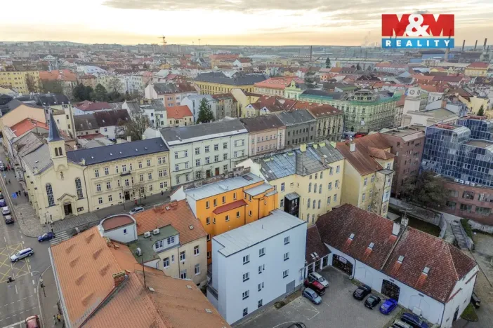 Pronájem bytu 1+1, Plzeň - Jižní Předměstí, Husova, 38 m2