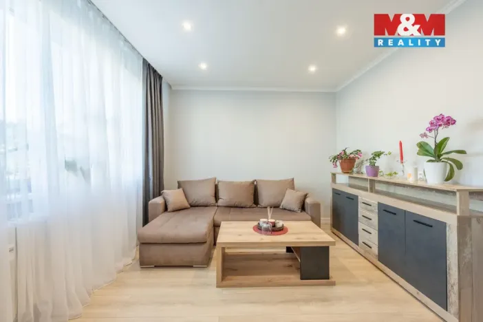 Prodej bytu 3+1, Slaný, Pražská, 68 m2