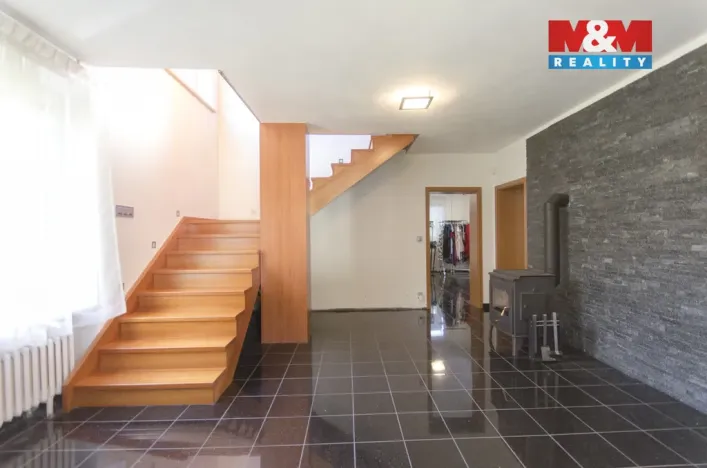 Prodej obchodního prostoru, Ostrava - Třebovice, Na Bezděku, 250 m2