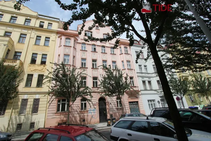 Pronájem bytu 3+1, Praha - Vinohrady, Krkonošská, 120 m2