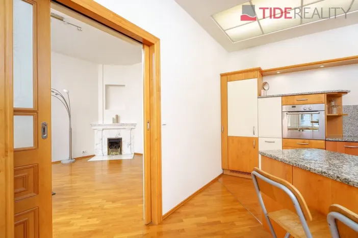 Pronájem bytu 3+1, Praha - Vinohrady, Krkonošská, 120 m2