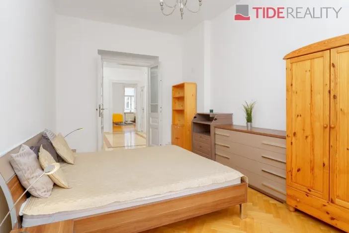 Pronájem bytu 3+1, Praha - Vinohrady, Krkonošská, 120 m2