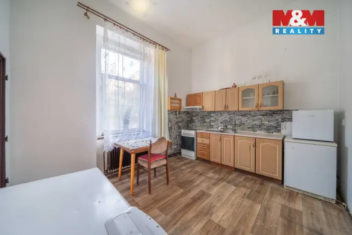 Prodej restaurace, Zvíkovec, 275 m2