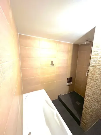 Prodej bytu 5+1, Praha - Libuš, Na šejdru, 180 m2