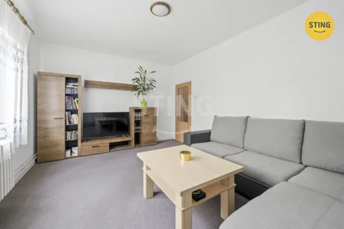 Pronájem bytu 2+1, Nová Role, Tovární, 60 m2