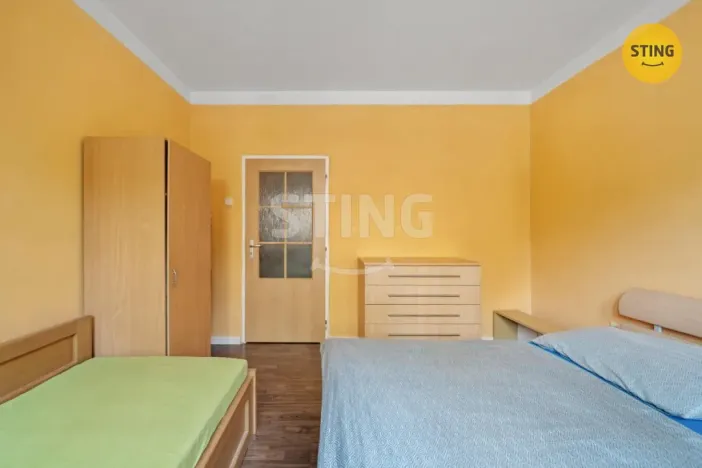 Pronájem bytu 2+1, Nová Role, Tovární, 60 m2