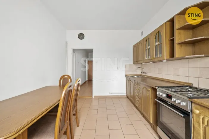 Pronájem bytu 2+1, Nová Role, Tovární, 60 m2