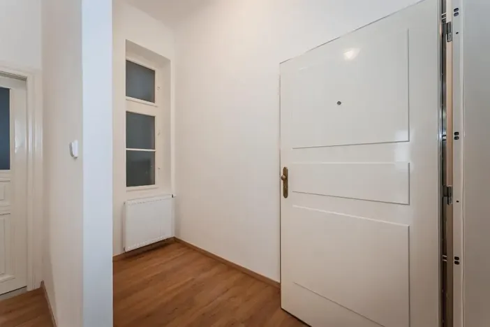 Pronájem bytu 2+kk, Praha - Nové Město, Lípová, 41 m2