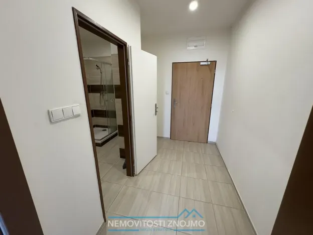 Pronájem bytu 1+kk, Znojmo, Holandská, 20 m2