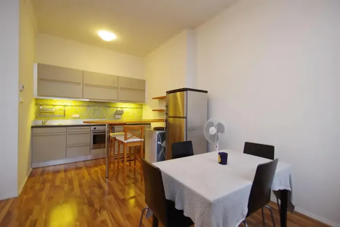 Pronájem bytu 2+kk, Praha - Vinohrady, Anny Letenské, 75 m2