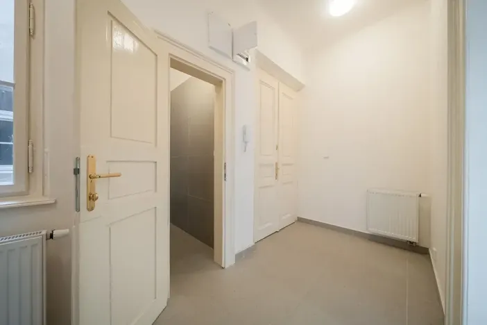 Pronájem bytu 2+kk, Praha - Nové Město, Lípová, 58 m2