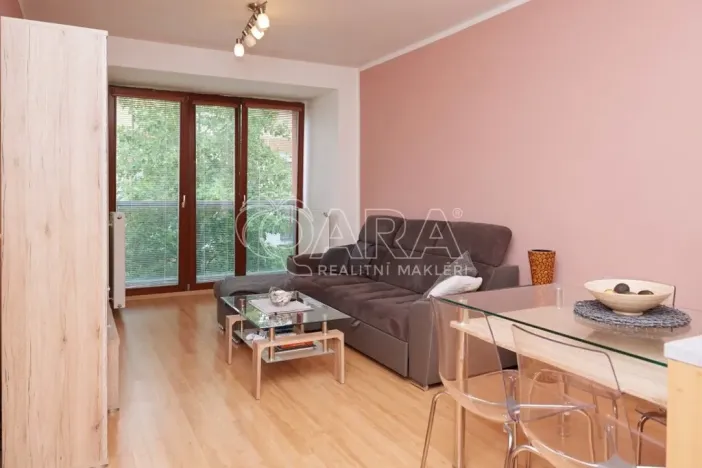 Pronájem bytu 2+kk, Beroun - Beroun-Město, Nad Paloučkem, 48 m2