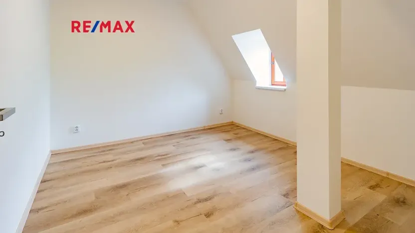 Prodej bytu 2+1, Česká Lípa, Škroupovo náměstí, 75 m2