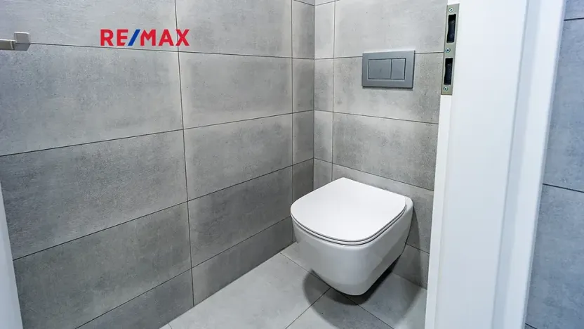 Prodej bytu 2+1, Česká Lípa, Škroupovo náměstí, 75 m2