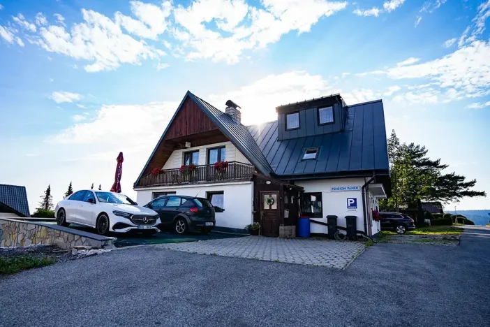 Prodej ubytování, Strážné, 450 m2