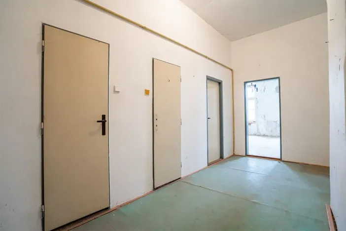 Prodej komerční nemovitosti, Hostinné, Poštovní, 438 m2