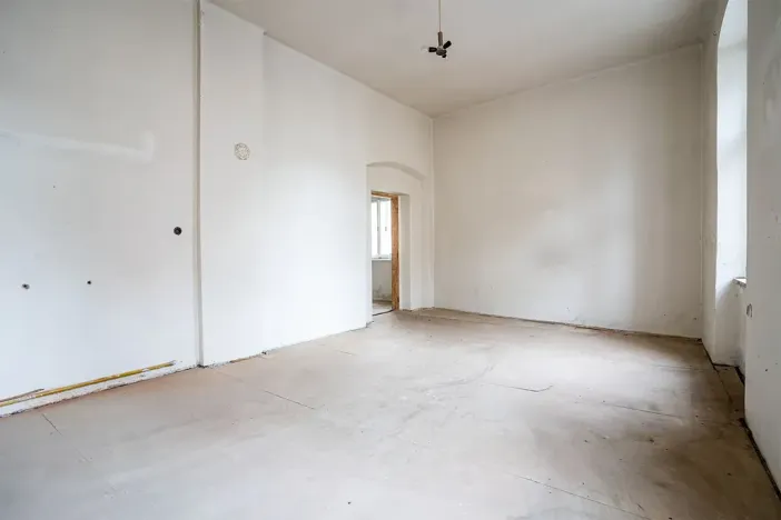 Prodej komerční nemovitosti, Hostinné, Poštovní, 438 m2