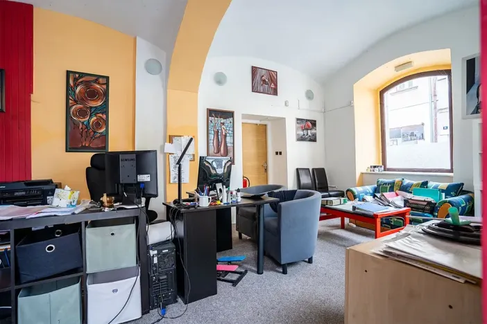 Prodej komerční nemovitosti, Hostinné, Poštovní, 438 m2