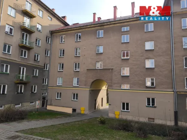 Pronájem bytu 3+1, Ostrava - Poruba, nábřeží Svazu protifašistických bojovníků, 90 m2